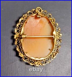 10K Gold Exquisite Shell Cameo Brooch/Pendant Antique Victorian Hand Carved