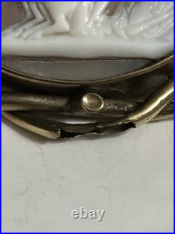 12K Gold Plate Victorian Pinchbeck Shell Cameo Brooch Pax w Horses of Mars
