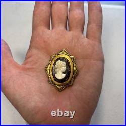 19th Century Early Victorian Era Brooch 10K Gold Natural Onyx Hand Carved Ivory