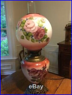 ANTIQUE Hand Painted GWTW oil lamp electrified excellent condition