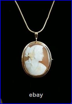 ANTIQUE VICTORIAN Italian Hand Carved SHELL CAMEO, Yellow GOLD, Pendant or Brooch