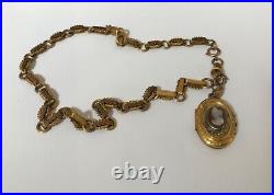 ANTIQUE Victorian Gold-Plated Locket withCameo and Gold-Plated Hand-Made Chain 22