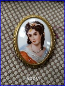 ANTIQUE Vntg Jewelry FRENCH Limoges Hand Painted PORTRAIT Brooch Victorian Girl