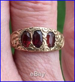 Antique 14K Yellow Gold Victorian Hand Scrolled 3 Stone Garnet Ring Size 4 1/4