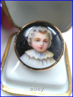 Antique 14k Gold Ring with Hand Painted Victorian Child 8.71 g