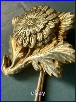 Antique 18K Gold Floral Stick Pin Chrysanthemum Victorian Hand Engraved 2.2g Antique 18K Gold Floral Stick Pin Chrysanthemum Victorian Hand Engraved 2.2g