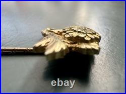 Antique 18K Gold Floral Stick Pin Chrysanthemum Victorian Hand Engraved 2.2g Antique 18K Gold Floral Stick Pin Chrysanthemum Victorian Hand Engraved 2.2g