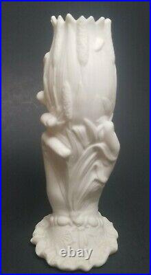 Antique Bennington Pottery Parian Ware Victorian Hand Spill Vase 6-1/2 CATTAILS