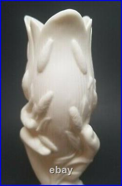 Antique Bennington Pottery Parian Ware Victorian Hand Vase 8-1/4 CATTAILS TULIP