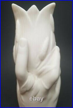 Antique Bennington Pottery Parian Ware Victorian Hand Vase 8-1/4 CATTAILS TULIP