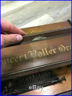 Antique CONCERT ROLLER ORGAN 1901 Hand Crank Victorian Music Box + 5 Song Cobs