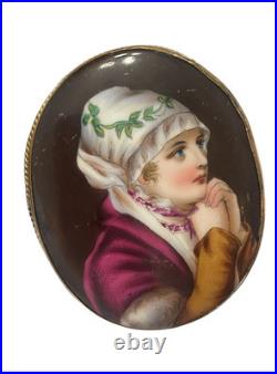 Antique Large Victorian Portrait brooch hand Painted Girl BEAUTIFUL DETAIL