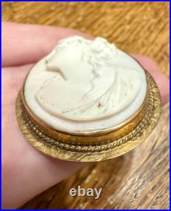 Antique Left Facing Victorian Carved Shell Cameo 10K Gold Pin Brooch 7.9 Grams