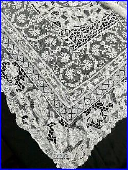 Antique Normandy hand made mixed lace tablecloth 56 x 78