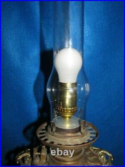 Antique Oil/kerosene Lamp Electrified Gwtw Hand Painted Ball Shade Clear Chimney