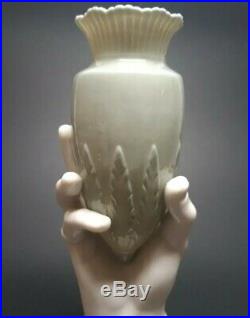 Antique Parian Ware Porcelain Figurine Victorian Hand Spill Vase 7.75 Amphora