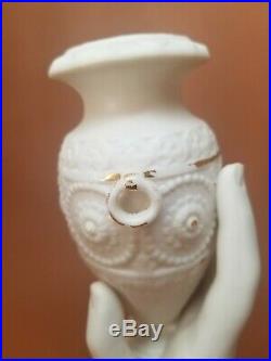 Antique Parian Ware Porcelain Staffordshire Victorian Hand Spill Vase Urn 8-7/8