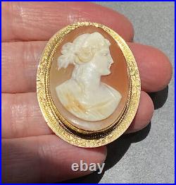 Antique Victorian Cameo 14K Yellow Gold Hand Carved Shell Goddess Brooch Pendant