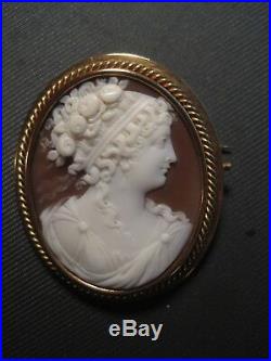 Antique Victorian Cameo Brooch Hand Carved 14K Frame Excellent Condition