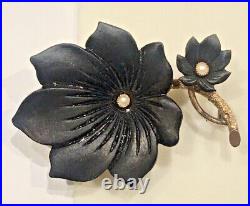 Antique Victorian Carved Black Onyx Leaf Motif Spray 10K Gold Brooch