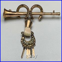 Antique Victorian Carved Hand 9ct Gold Seed Pearl Double Horse Shoe Brooch Pin