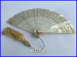 Antique Victorian Hand Carved / Pierced Mother Of Pearl Brise Fan