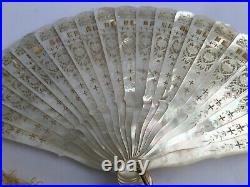 Antique Victorian Hand Carved / Pierced Mother Of Pearl Brise Fan