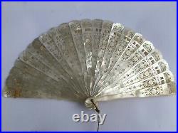 Antique Victorian Hand Carved / Pierced Mother Of Pearl Brise Fan