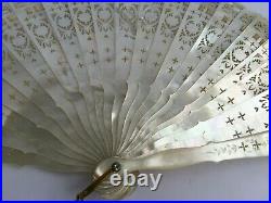 Antique Victorian Hand Carved / Pierced Mother Of Pearl Brise Fan