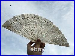 Antique Victorian Hand Carved / Pierced Mother Of Pearl Brise Fan