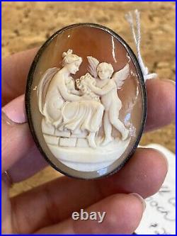 Antique Victorian Hand Carved Shell Cameo Pendant /Pin Depicting Venus & Cupid