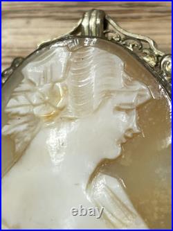 Antique Victorian Hand Carved Woman Cameo Shell Broach/Pendant Civil War Era