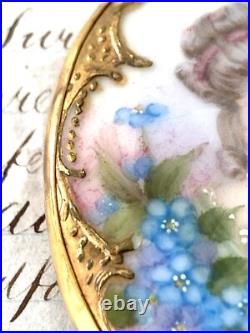 Antique Victorian Lady Gold Gilt Portrait Brooch Cameo Hand Painted Porcelain