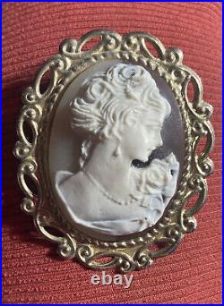 Antique Vintage Hand Carved Cameo Brooch Pin Pendant Victorian