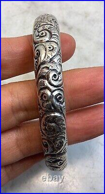 Antique Vintage Victorian Sterling Silver Hand Chased Donut Bangle Bracelet