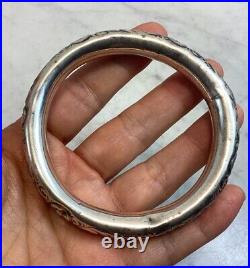 Antique Vintage Victorian Sterling Silver Hand Chased Donut Bangle Bracelet