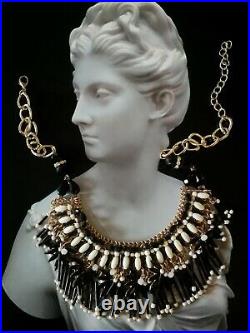 Antique necklace pendant woman vintage jewel medallion luxury jewelry charms