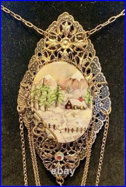 Art Nouveau Victorian-Look Hand Painted & Signed Necklace