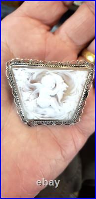 Exceptional Antique Victorian Hand Carved Shell Cameo Brooch