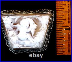 Exceptional Antique Victorian Hand Carved Shell Cameo Brooch