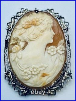 Large Antique Victorian Hand Carved Shell Cameo Brooch / Pendant, 14K Gold Frame