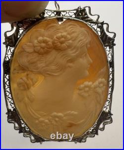 Large Antique Victorian Hand Carved Shell Cameo Brooch / Pendant, 14K Gold Frame