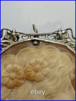 Large Antique Victorian Hand Carved Shell Cameo Brooch / Pendant, 14K Gold Frame