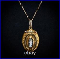 MAGNIFICENT! Victorian ETRUSCAN Hand Painted CHERUB Locket Necklace