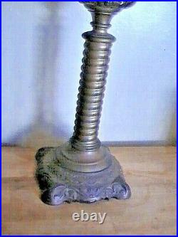 ORNATE VICTORIAN TALL 1890s ANTIQUE BRASS HAND PAINTED PEDESTAL OIL LAMP