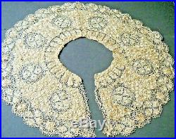 Old Victorian 19C Bertha Collar Silk Maltese Bobbin Lace divine hand made