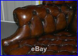 Rare 1973 Geroge III Chesterfield Hand Dyed Wingback Leather Two Seat Bench Sofa