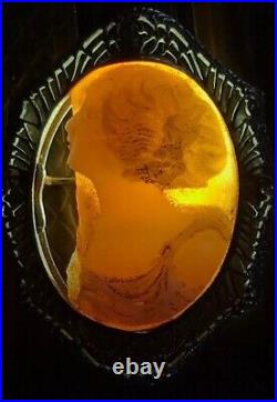 Rare Antique Cameo Left Facing 10kt Gold Frame Victorian Hand Carved Filigree