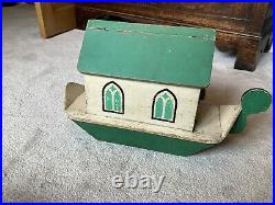 Rare Green Antique Noahs Ark With Hand Carved Animals