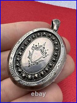 Rare Stunning Antique Victorian Sterling Silver Hand Etched Pendant Locket